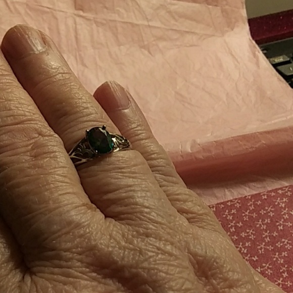 RING SIZE )7-1)2 - Picture 2 of 4